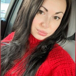 Meet your Posher, Angelina